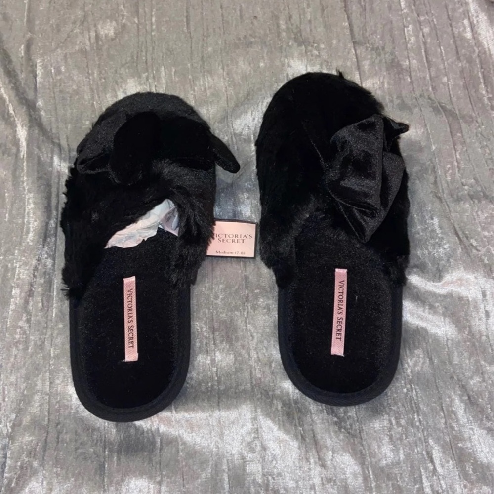 Black fuzzy Victoria’s Secret slippers
